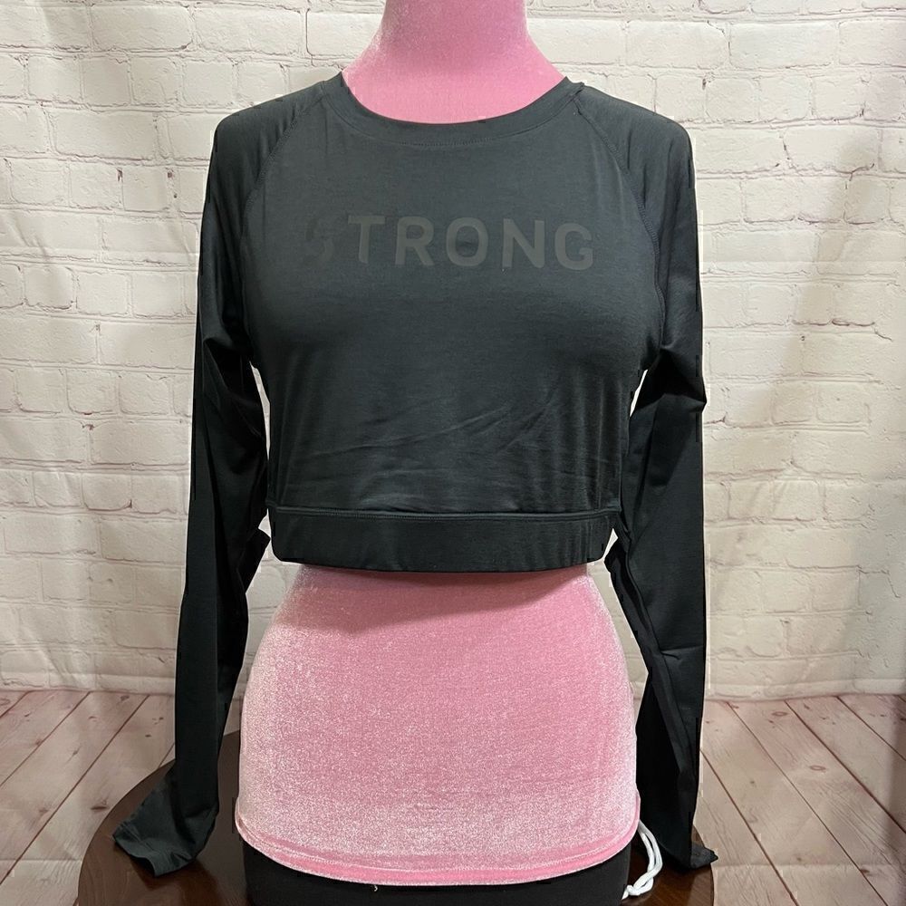 Zumba Fitness STRONG NATION STRONG BY ZUMBA cut out crop top NWT M